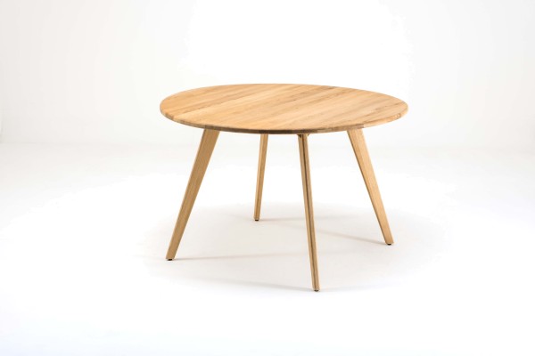 MCA Direkt Vierfußtisch Pellaro Wildeiche Runder Tisch Holztischschlicht zeitlos Mid Century Scandi Chic vielseitig schlicht reduziertes Design