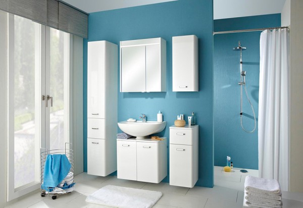Pelipal Hochschrank Piolo Weiß modern hell freundlich Hochglanz pflegeleicht Kunststoffoberflächen Badezimmer