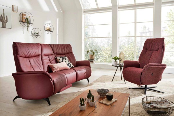 Interliving Trapezsofa 4210 Rustika Barolo modern zeitlos rot Designmöbel Couch